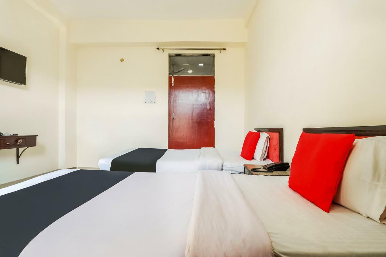 Capital O 60233 Brij Ki Rasoi Deluxe Hotel Lucknow Exterior foto