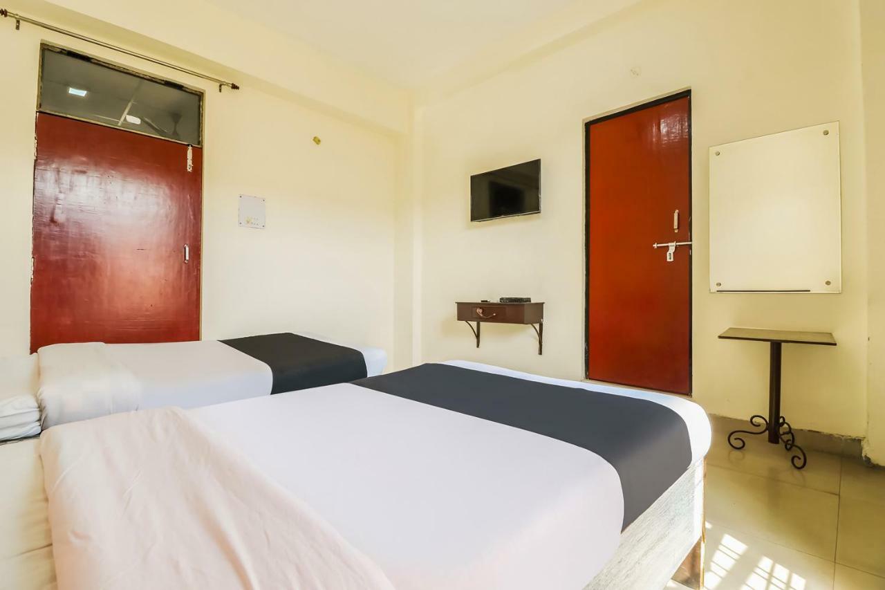 Capital O 60233 Brij Ki Rasoi Deluxe Hotel Lucknow Exterior foto